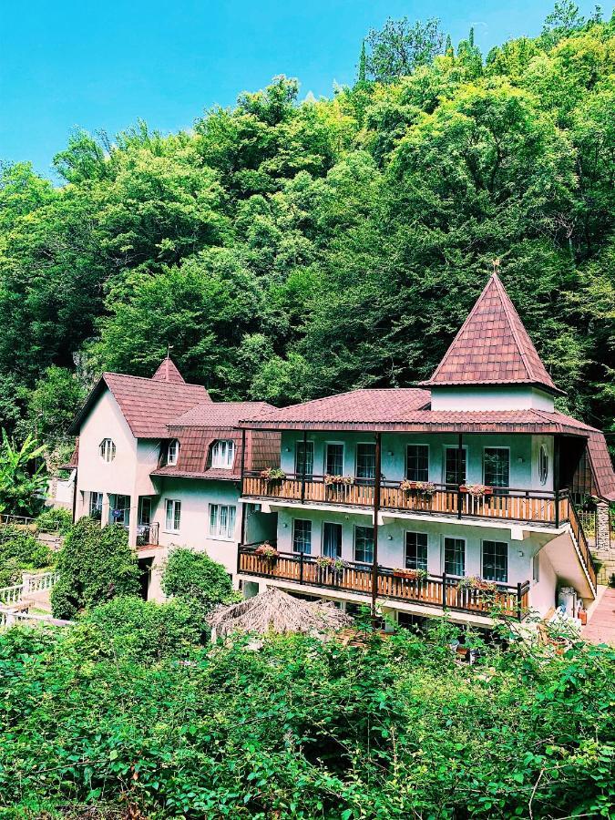 Guest House Chalet Agave Gagry Eksteriør bilde